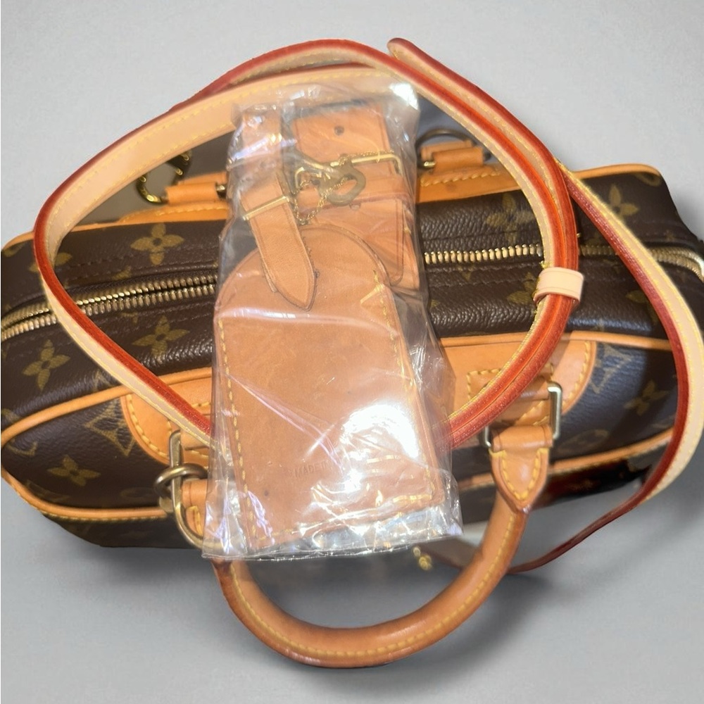 Louis Vuitton Trouville Crossbody Strap, Tag, Poignet, Box & DustBag ENTRUPY COA - Picture 4 of 16